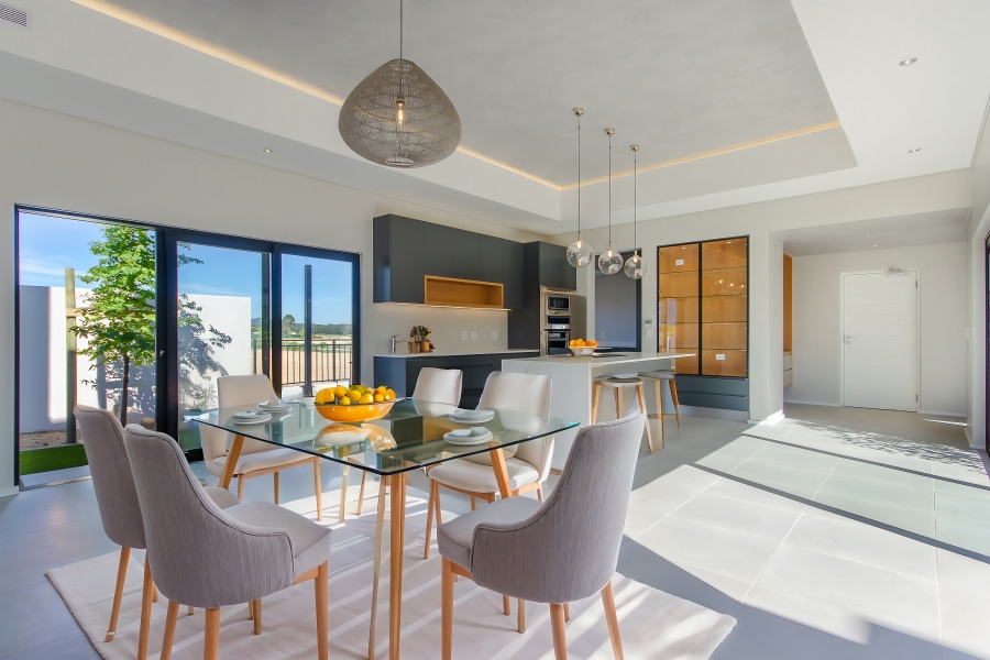 4 Bedroom Property for Sale in Val De Vie Estate Western Cape